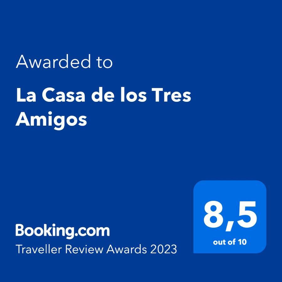 La Casa De Los Tres Amigos Пуэтро-де-Сагунто Экстерьер фото